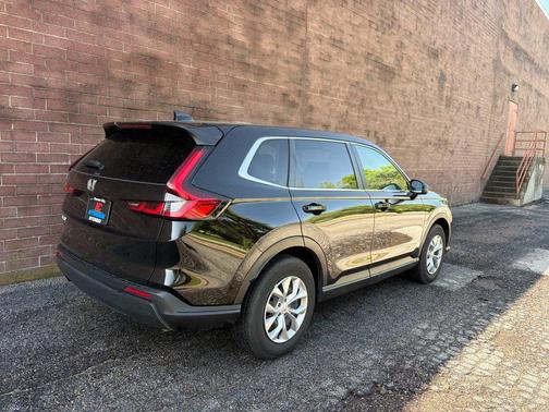 Crystal Black Pearl 2025 Honda CR-V LX AWD