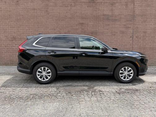 Crystal Black Pearl 2025 Honda CR-V LX AWD