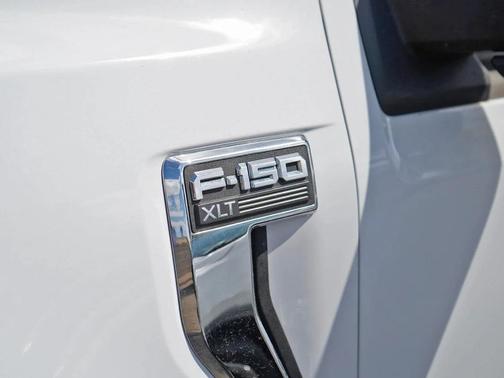 OXFORD WHITE 2021 Ford F-150 XLT