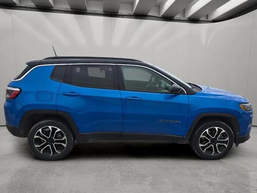 Hydro Blue Pearlcoat 2024 Jeep Compass Limited