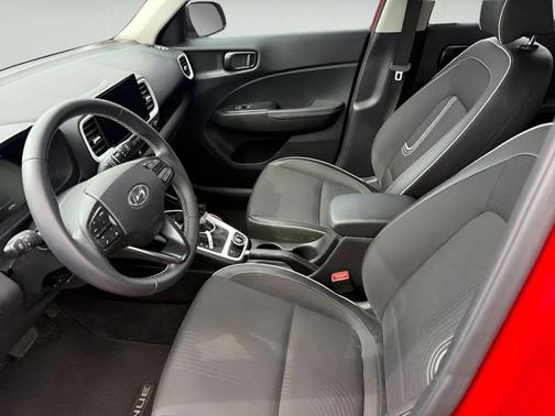 Scarlet Red Pearl 2023 Hyundai VENUE Limited