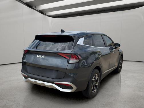 Gravity Gray 2023 Kia Sportage LX