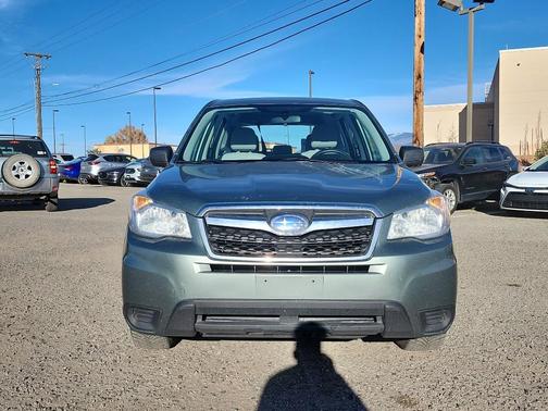2016 Subaru Forester 2.5i