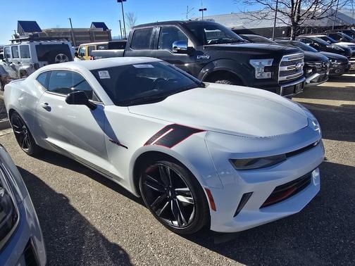 2018 Chevrolet Camaro 1LS