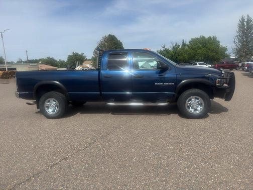Blue 2003 Dodge Ram 3500