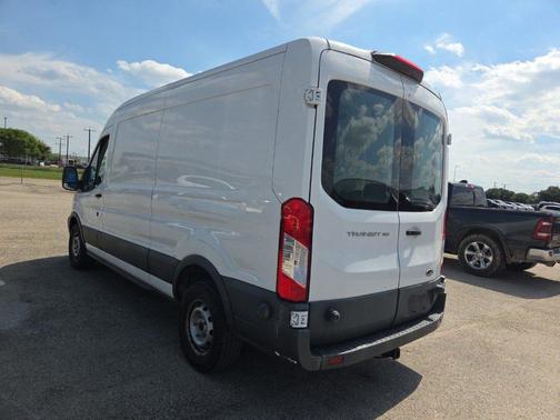 OXFORD WHITE 2018 Ford Transit-150 Base