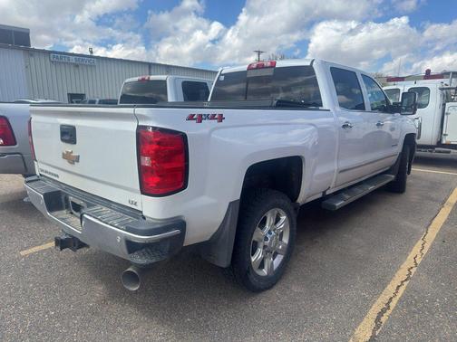 Iridescent Pearl Tricoat 2019 Chevrolet Silverado 2500 LTZ