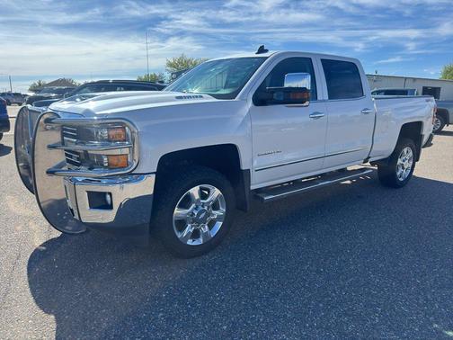 Iridescent Pearl Tricoat 2019 Chevrolet Silverado 2500 LTZ