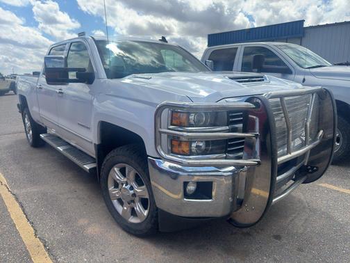 Iridescent Pearl Tricoat 2019 Chevrolet Silverado 2500 LTZ