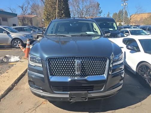 2022 Lincoln Navigator L Reserve