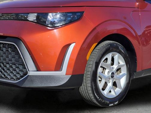 Mars Orange 2024 Kia Soul LX