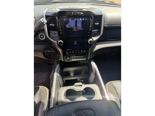 2022 RAM 3500 Laramie Crew Cab 4x4 8' Box