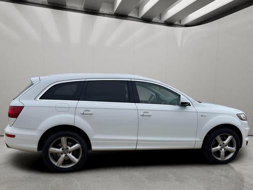 Glacier White Metallic 2013 Audi Q7 3.0T S line Prestige