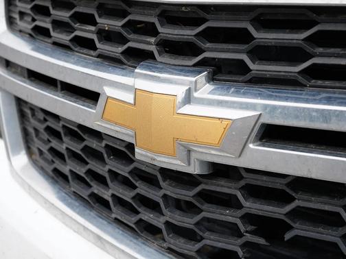 Summit White 2019 Chevrolet Tahoe LT