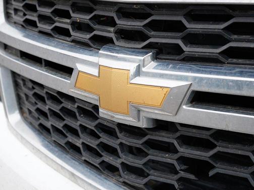 Summit White 2019 Chevrolet Tahoe LT