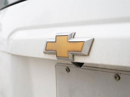 Summit White 2019 Chevrolet Tahoe LT