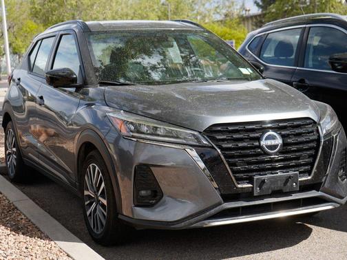 2024 Nissan Kicks SR