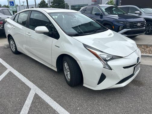Blizzard Pearl 2016 Toyota Prius Two Eco