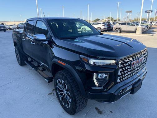 2023 GMC Canyon Denali