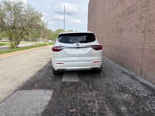 White Frost Tricoat 2021 Buick Enclave FWD Avenir