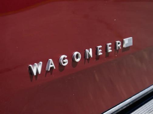 Velvet Red Pearlcoat 2023 Jeep Wagoneer L Series II 4x2