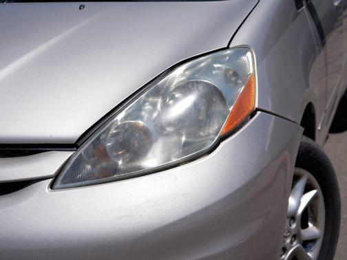 Silver Shadow Pearl 2006 Toyota Sienna LE