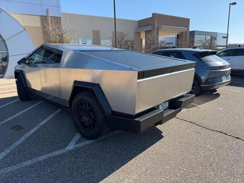 2024 Tesla Cybertruck All-Wheel Drive