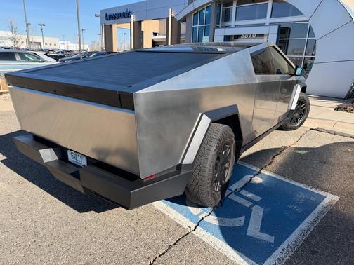 2024 Tesla Cybertruck All-Wheel Drive