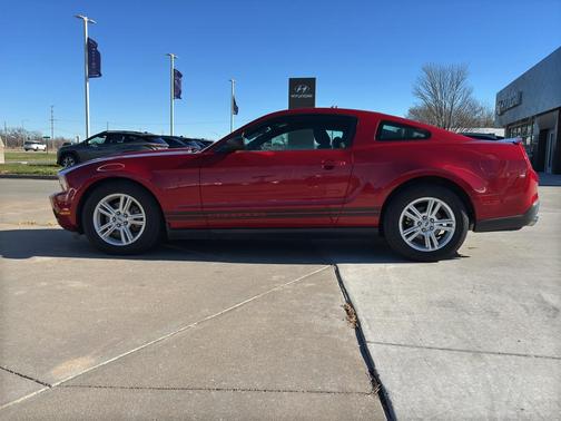 2011 Ford Mustang V6