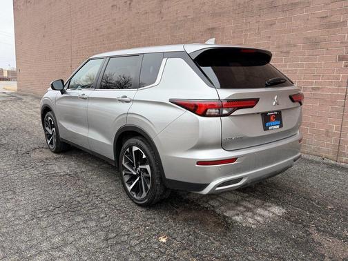 2024 Mitsubishi Outlander SE 2.5 S-AWC