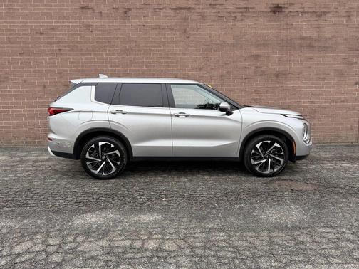 2024 Mitsubishi Outlander SE 2.5 S-AWC