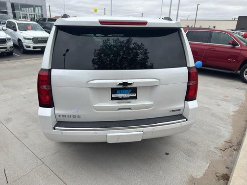 Iridescent Pearl Tricoat 2017 Chevrolet Tahoe Premier