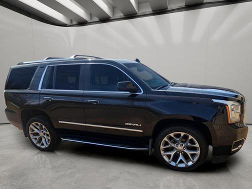 Onyx Black 2017 GMC Yukon Denali