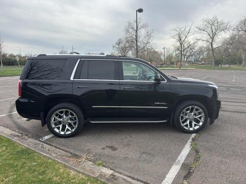 Onyx Black 2017 GMC Yukon Denali