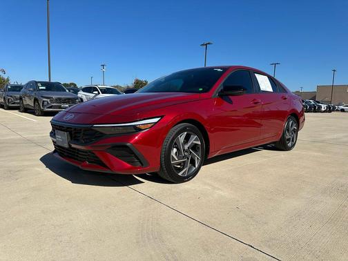 2025 Hyundai ELANTRA Sport