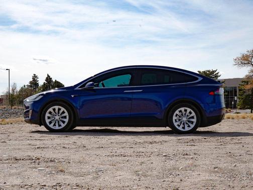 2020 Tesla Model X Long Range Dual Motor All-Wheel Drive