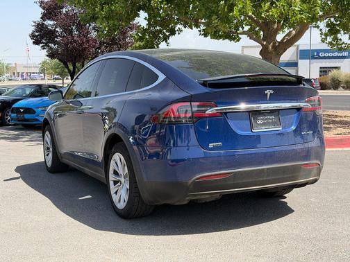 2020 Tesla Model X Long Range Dual Motor All-Wheel Drive