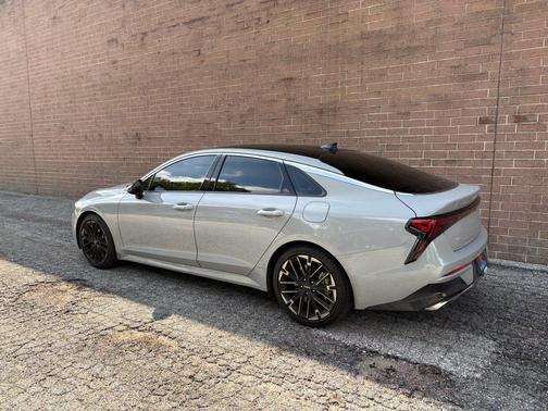 Wolf Gray 2025 Kia K5 GT
