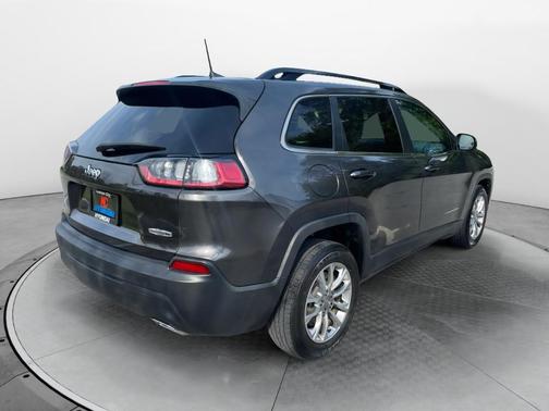 2022 Jeep Cherokee Latitude Lux