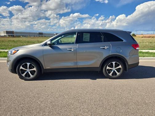 2016 Kia Sorento EX