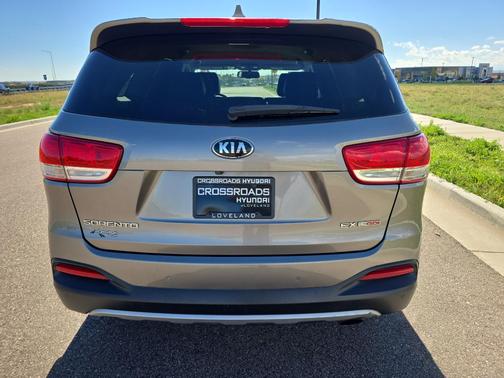 2016 Kia Sorento EX