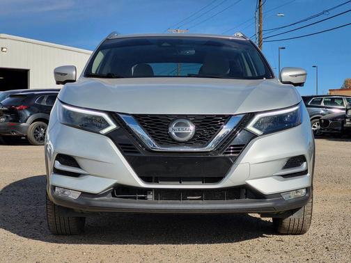2022 Nissan Rogue Sport SL
