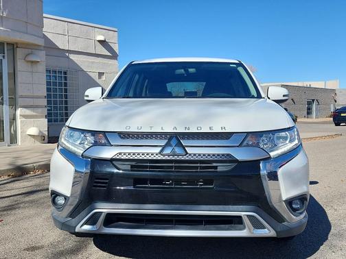 2019 Mitsubishi Outlander SE