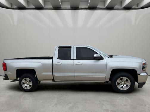 Silver Ice Metallic 2019 Chevrolet Silverado 1500 LT