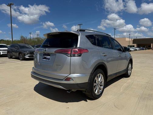 Silver Sky Metallic 2018 Toyota RAV4 Limited