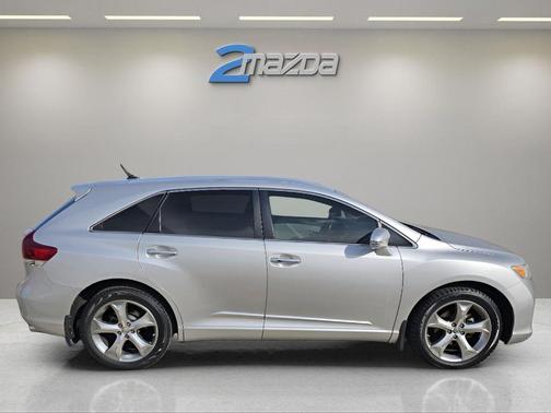 2013 Toyota Venza LE