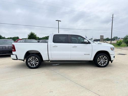 Bright White Clearcoat 2021 RAM 1500 Laramie