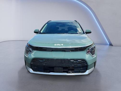 Cityscape Green 2023 Kia Niro EV Wind