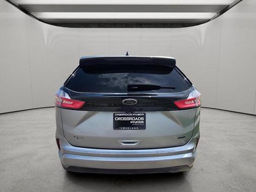 ICONIC SILVER 2022 Ford Edge SE