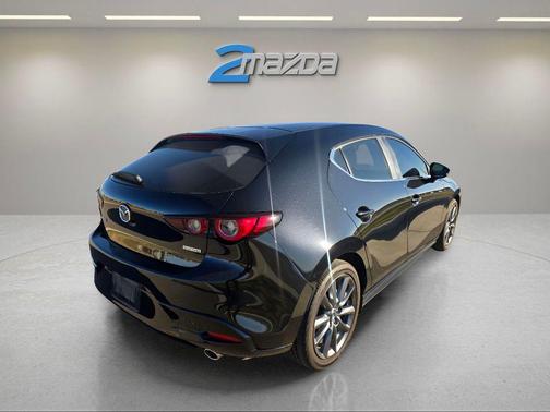2025 Mazda Mazda3 FWD w/Preferred Package